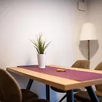 Amelies Mountain View Apartment