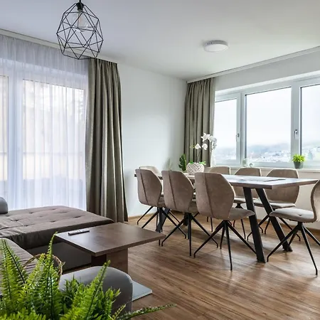 Amelies Mountain View