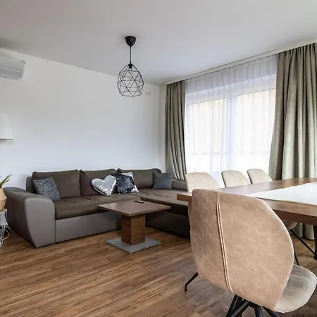 Amelies Mountain View * Капрун