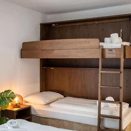 Amelies Mountain View Апартаменти