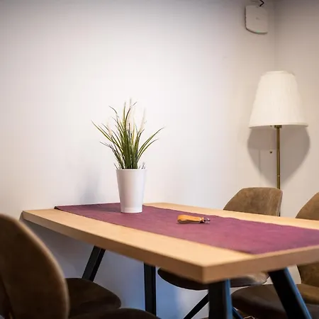 Amelies Mountain View Апартаменти