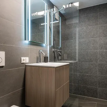 Amelies Mountain View Апартаменти Капрун