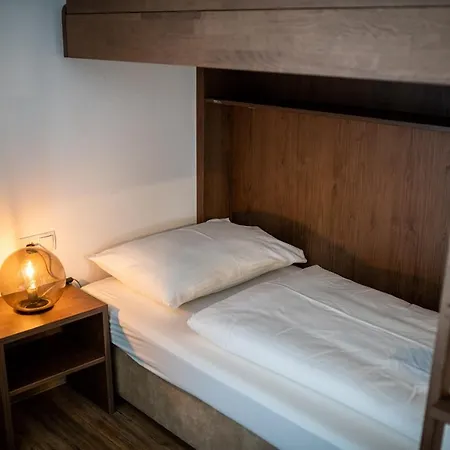 Amelies Mountain View *