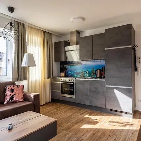 Amelies Mountain View Appartement *