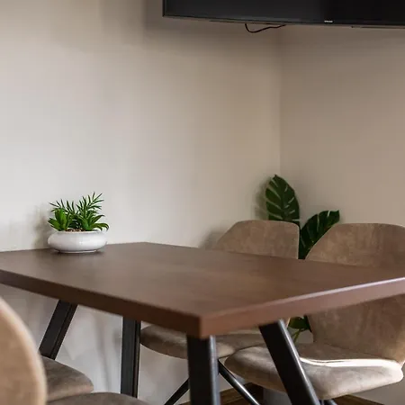 Апартаменти Amelies Mountain View Капрун