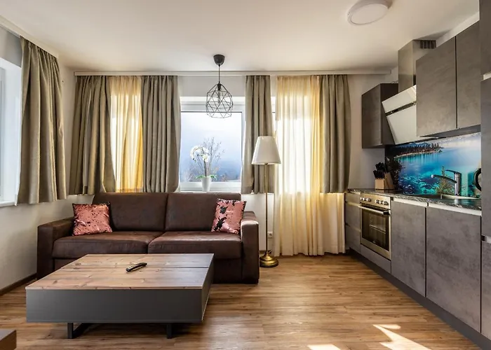 Amelies Mountain View *