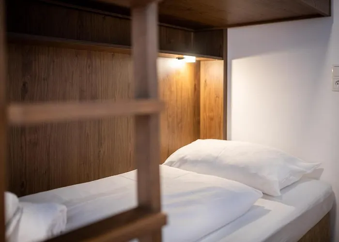 Amelies Mountain View Lägenhet *