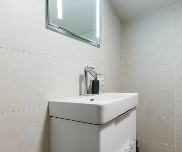 Amelies Mountain View